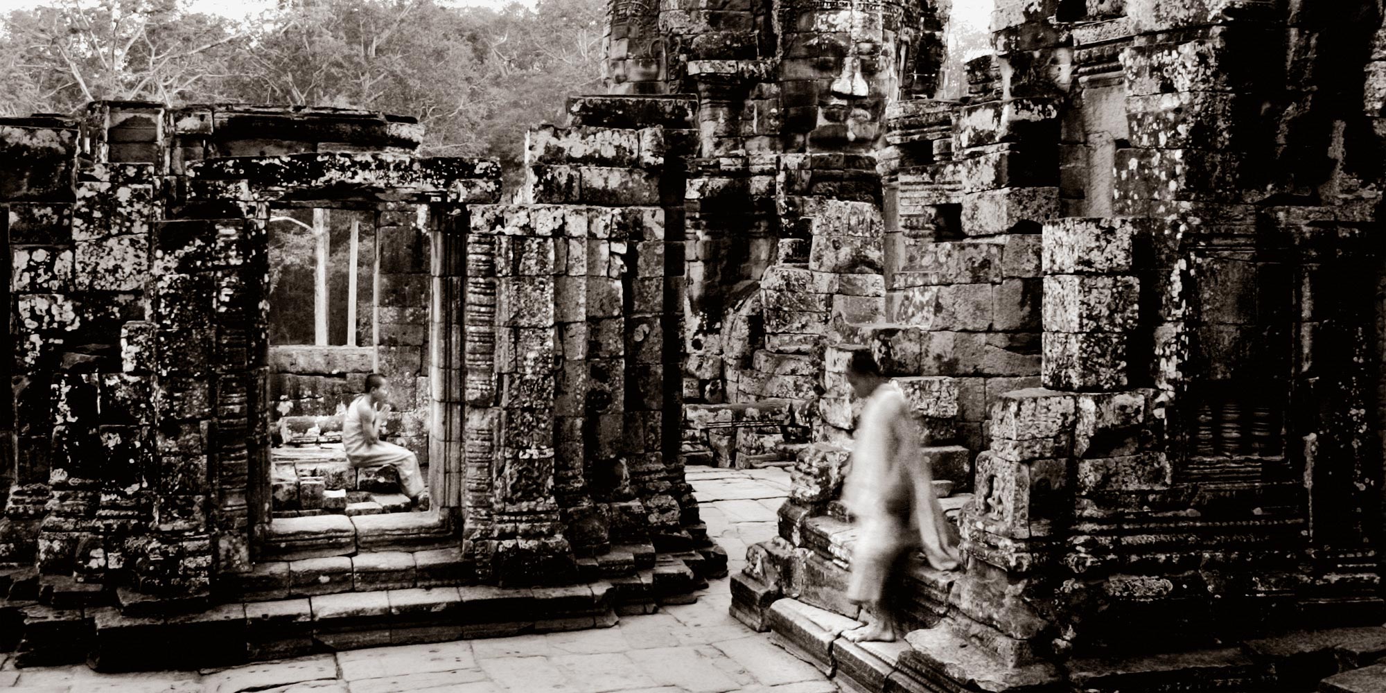 LE VISAGE DE BAYON