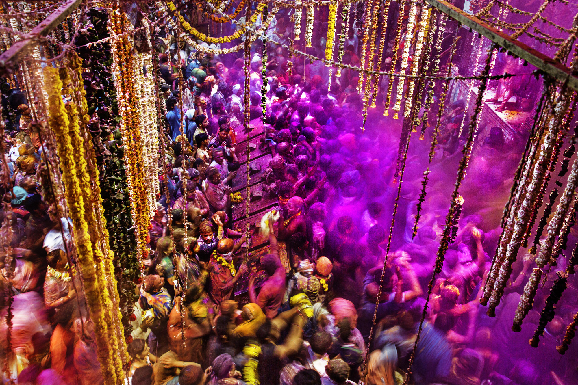 HOLI